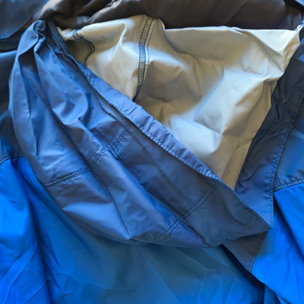 Packable Columbia Jacket Size Medium - image 7